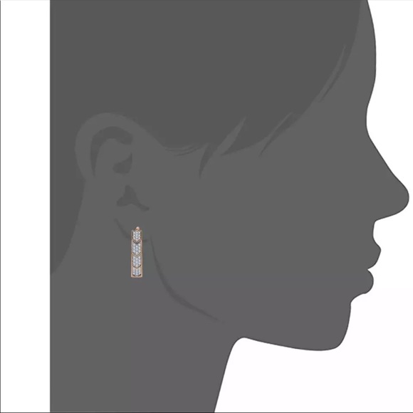 New 18K Gold Plated Stud Hoops Earrings - Picture 9 of 9